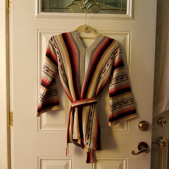 Sweater - Picture 4 of 4